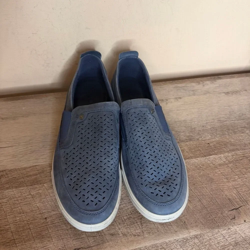 blue leather ECCO Collin Perforated Slip-On shoes men’s size 10